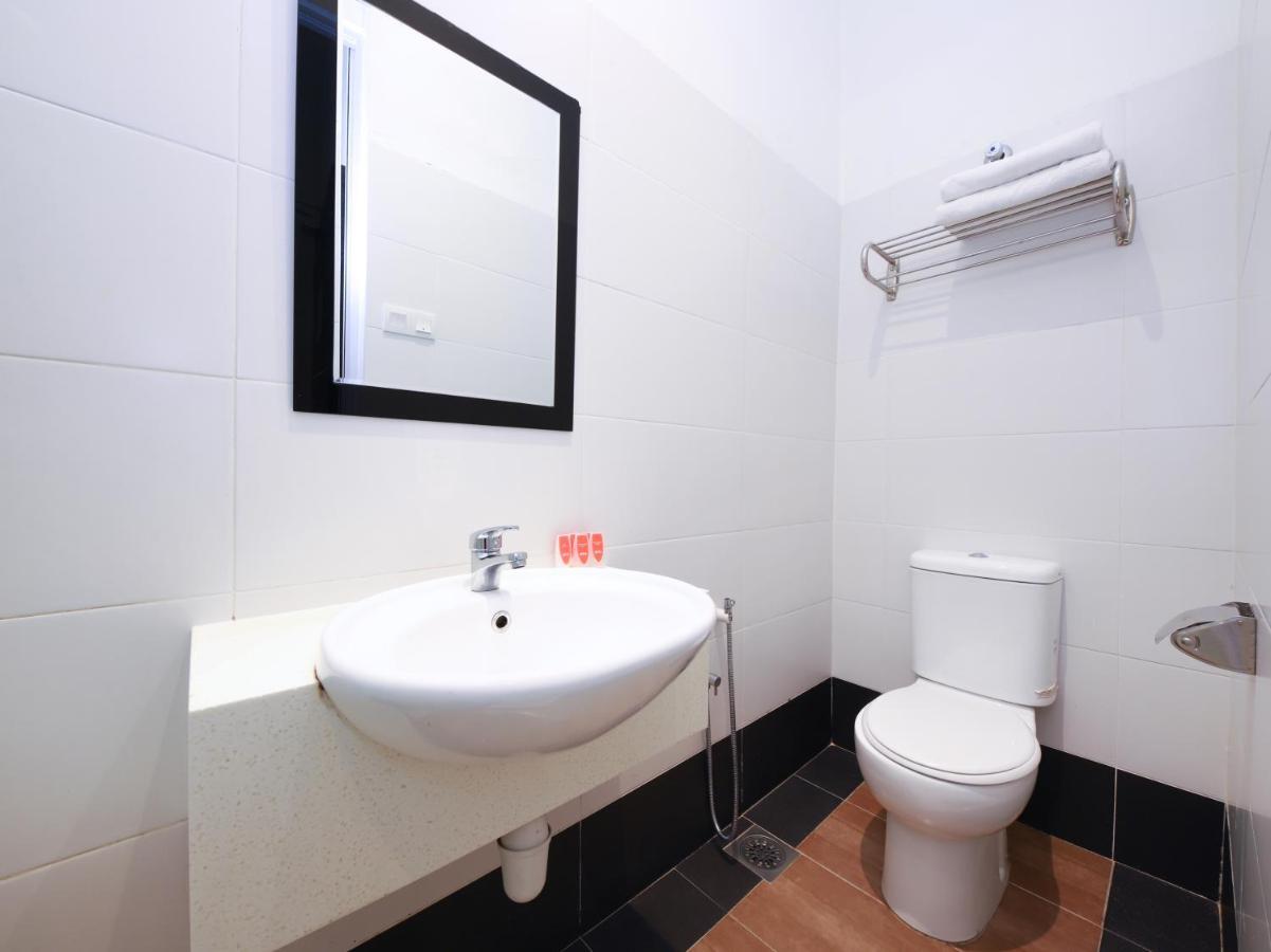 Oyo 127 The Reeds Hotel Κουάλα Λουμπούρ Εξωτερικό φωτογραφία